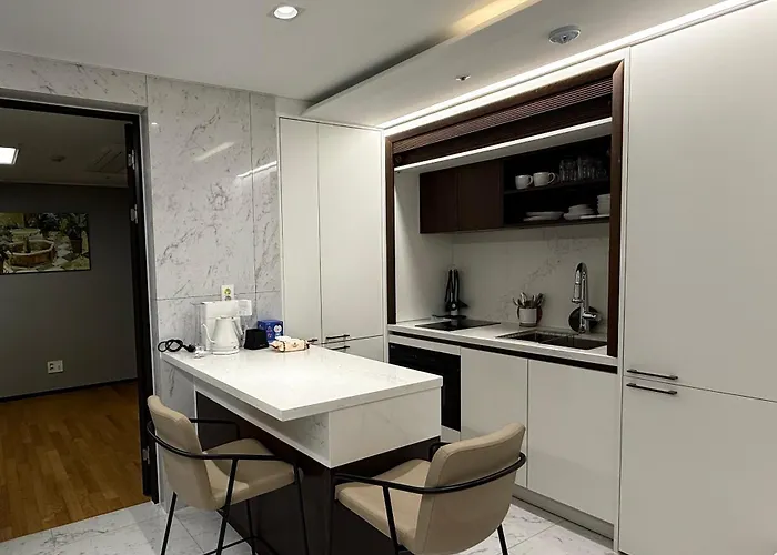 Apartamento 강남 서초 7 2룸 퀸베드 2 패밀리 스위트 풀옵션 Km House Seul