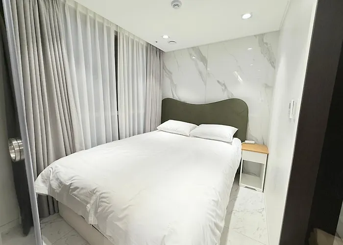 강남 서초 7 2룸 퀸베드 2 패밀리 스위트 풀옵션 Km House *