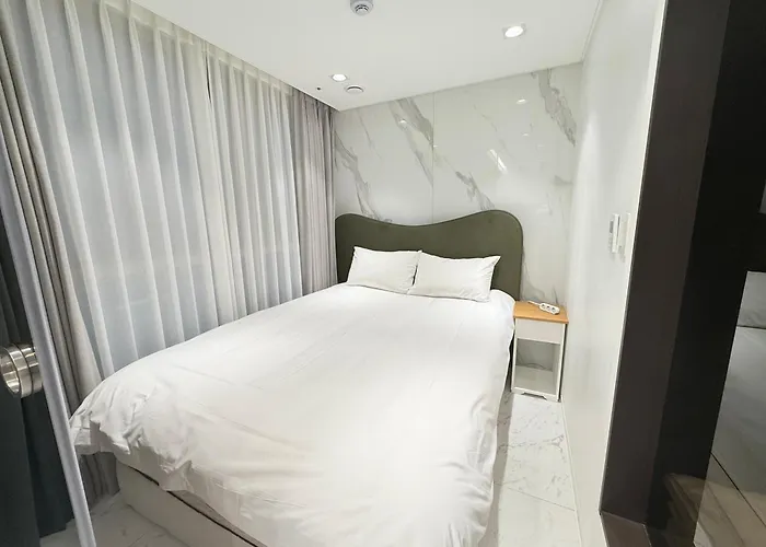 Apartamento 강남 서초 7 2룸 퀸베드 2 패밀리 스위트 풀옵션 Km House *